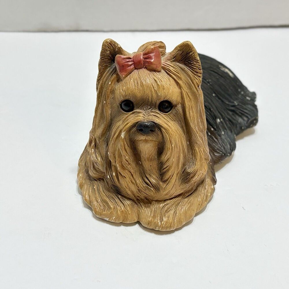 Vtg. 1982 Sandicast Laying Yorkshire Terrier Yorkie Dog Sculpture Signed